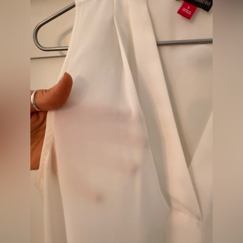 Vince Camuto Ivory Sleeveless Blouse - Picture 3 of 3